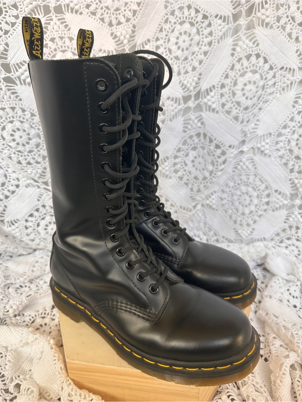 Dr. Martens 1914 Black Smooth Leather 14-Eye Tall Combat Boots - Size 7 EUC